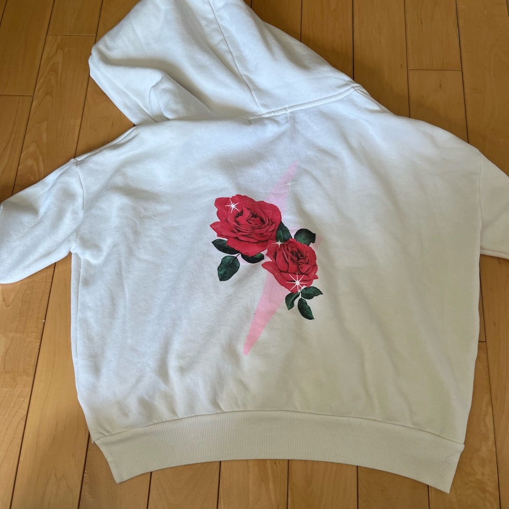 Wildfox with Roses